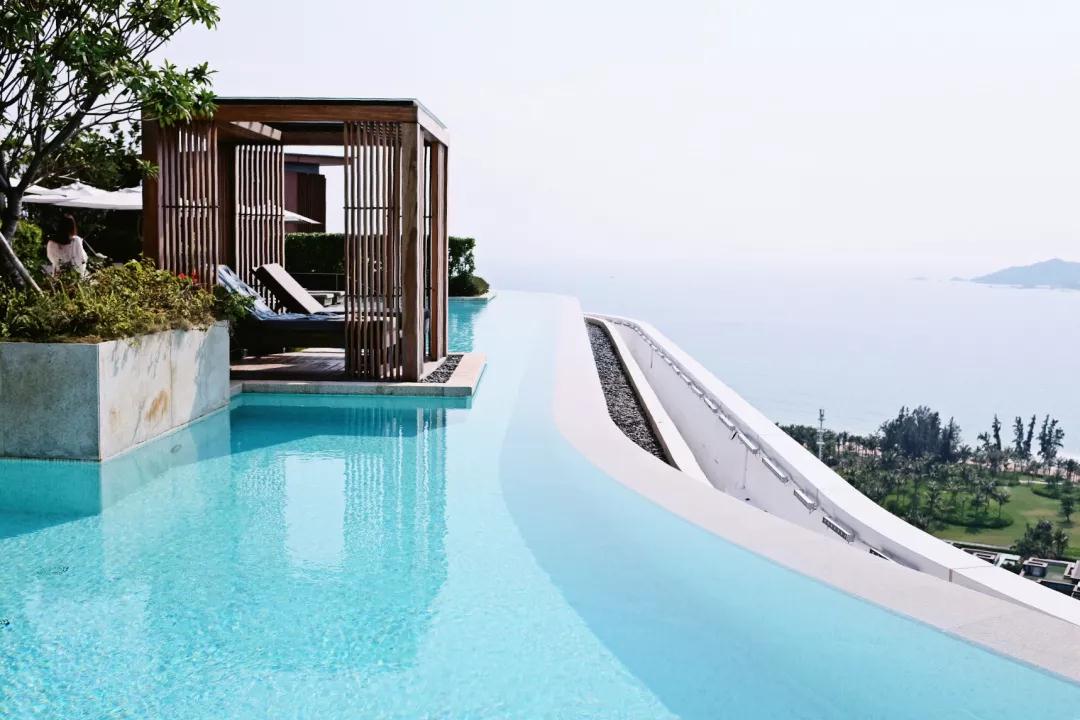 如何調(diào)整游泳池的 PH 值以確保水質(zhì)達(dá)標(biāo)呢？